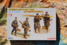 images/productimages/small/German Antitank Team + Panzerschreck Dragon 1;35 voor.jpg